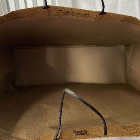 NIKE Paper Shopping Bags-Lot of 3 (1 Large 2 Medium Size) - Picture 3 of 7